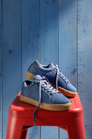 Aniston Sneakers in Blue