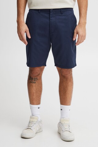 !Solid Regular Chino Pants 'Sdeldric' in Blue: front