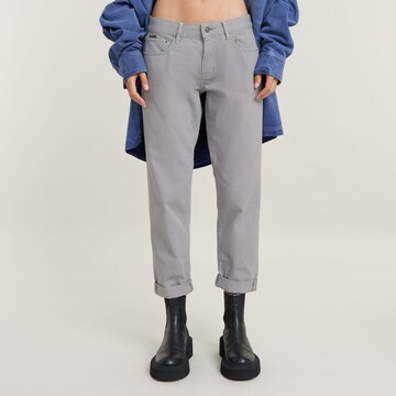 G-STAR Tapered Jeans in Grey: front