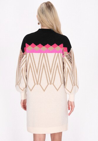 IZIA - Vestido de punto en rosa