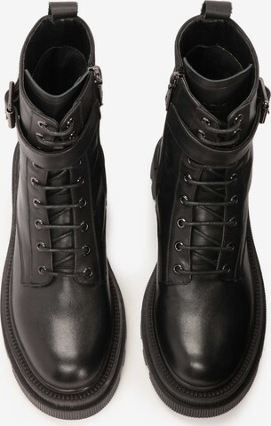 Kazar - Botines con cordones en negro