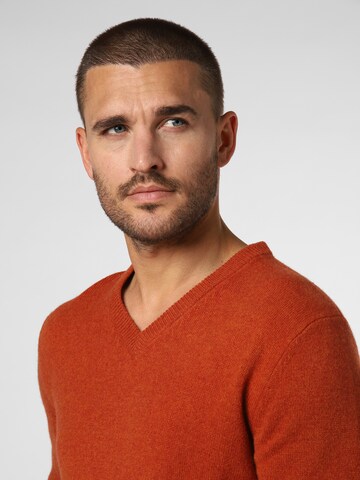 Andrew James Trui in Oranje