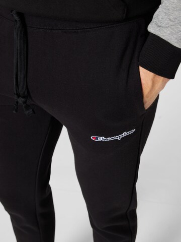 Champion Authentic Athletic Apparel Tapered Hose in Schwarz