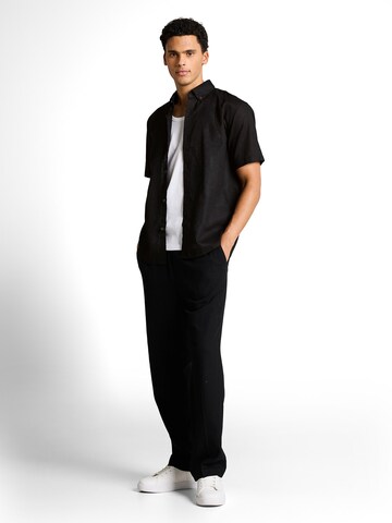 Regular fit Cămașă de la TOM TAILOR DENIM pe negru