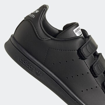 ADIDAS ORIGINALS - Sapatilhas 'Stan Smith' em preto