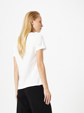 GUESS Тениска 'AURELIA' в бяло