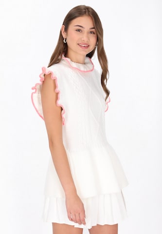 MYMO Sweater 'Pop' in White: front