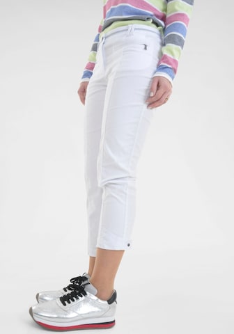 Navigazione Slim fit Pleated Pants in White