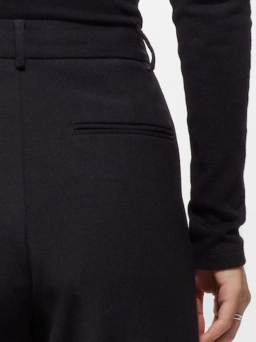 Young Poets Loose fit Pleat-front trousers 'Elsa' in Black