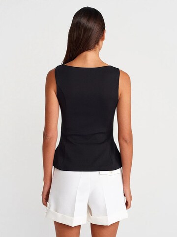 Top di Dilvin in nero