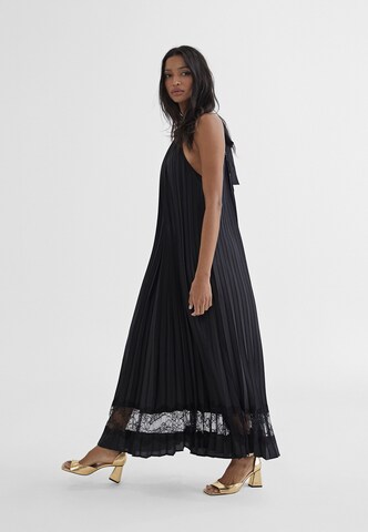 Lola Casademunt Kleid in Schwarz