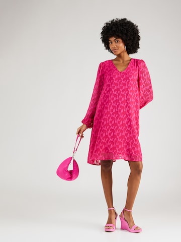 Robe 'IJUNA' b.young en rose