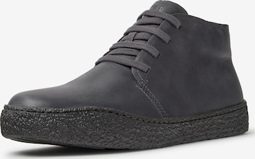 Boots stringati ' Peu Terreno ' di CAMPER in grigio: frontale