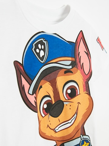Tricou de la Cool Club pe alb