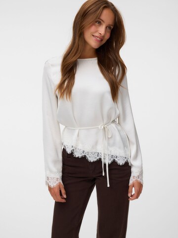 Chemisier 'VMMiro' VERO MODA en blanc : devant