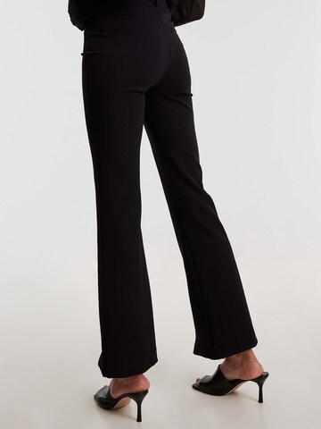 EDITED Flared Trousers 'SAVANNAH' in Black