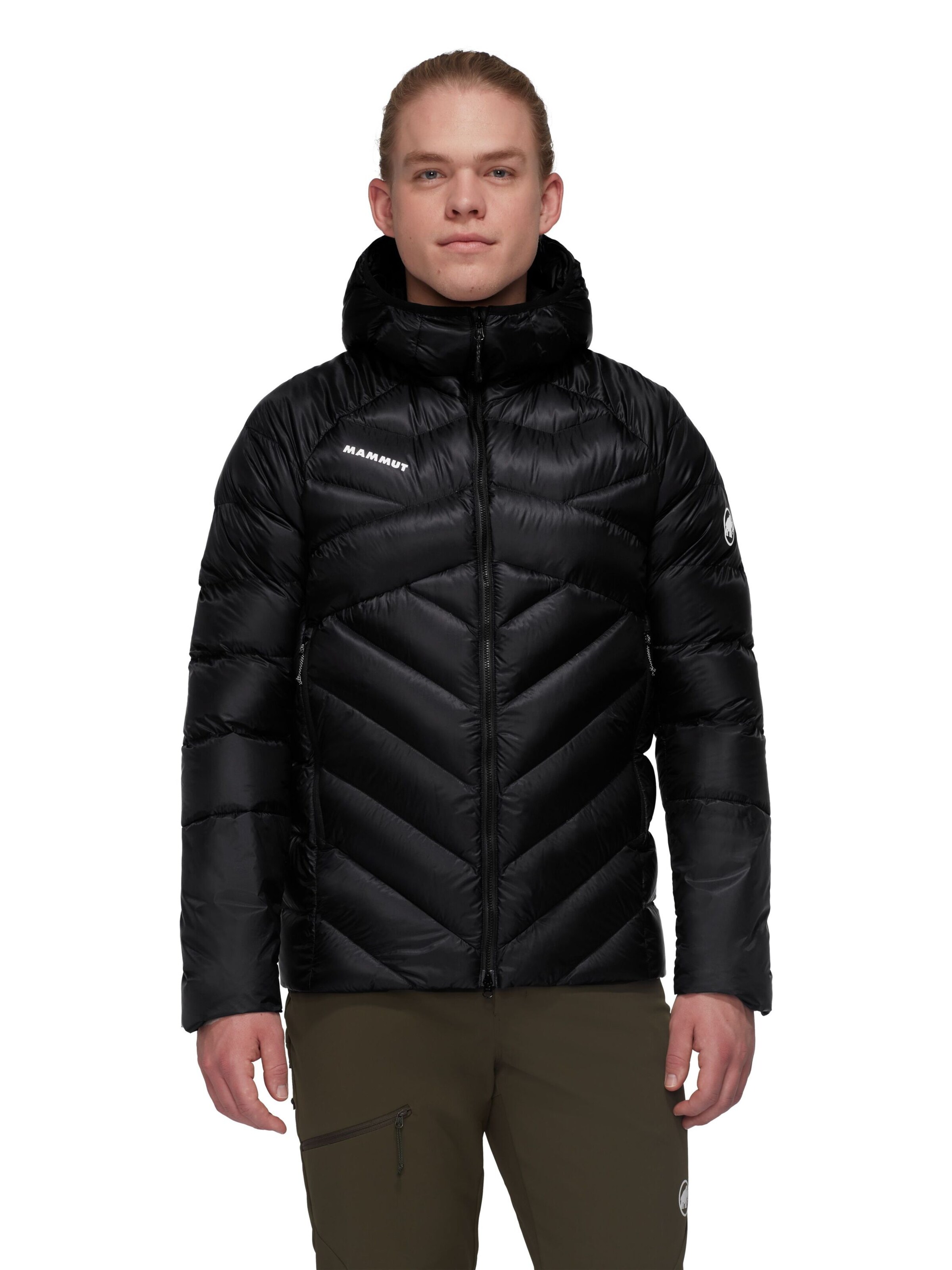 MAMMUT Outdoor jacket in Black: front