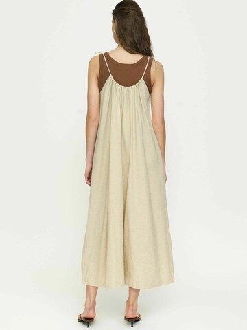 Soft Rebels Mekko ' SRYindi ' värissä beige: takapuoli
