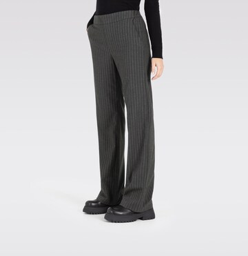 MAC Loose fit Pants in Grey