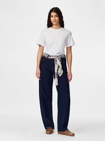 PIECES Tørklæde 'PCMIRANDI' i grå