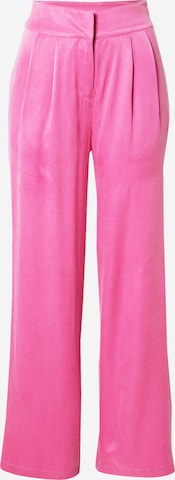 Guido Maria Kretschmer Women Pleat-Front Pants in Pink: front