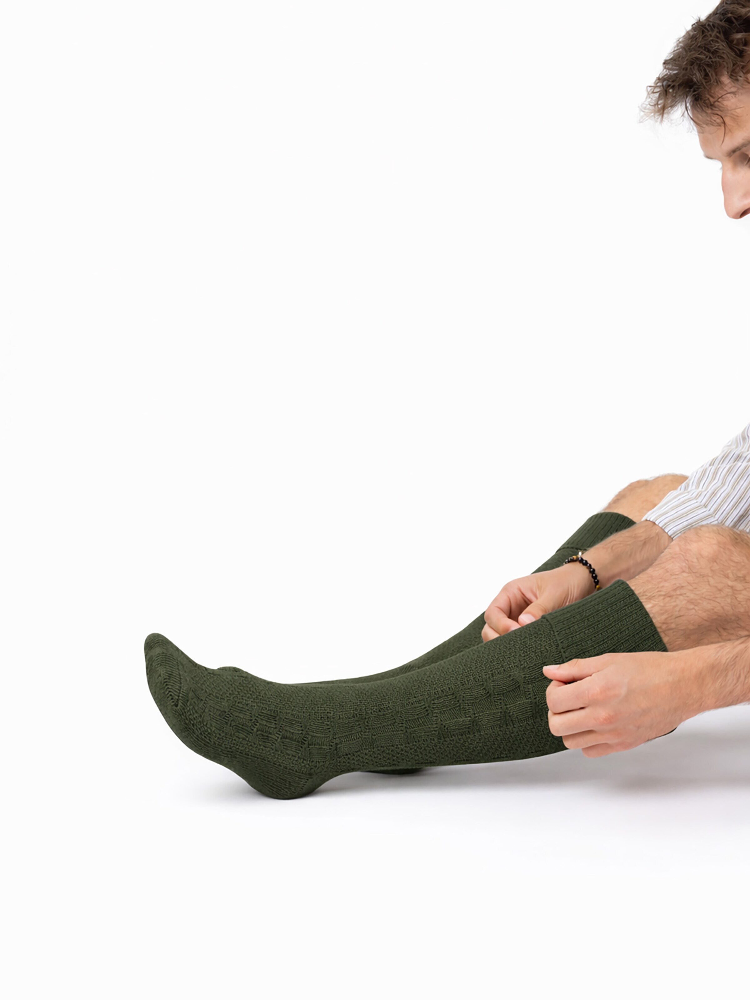 HerzSticht Traditional socks 'Silberdistel' in Green