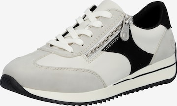 Baskets basses Rieker en gris : devant