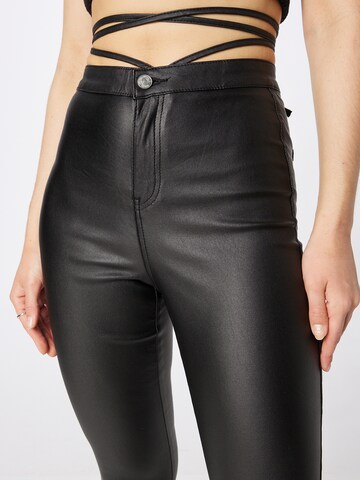 Missguided Kitsas Teksapüksid, värv must