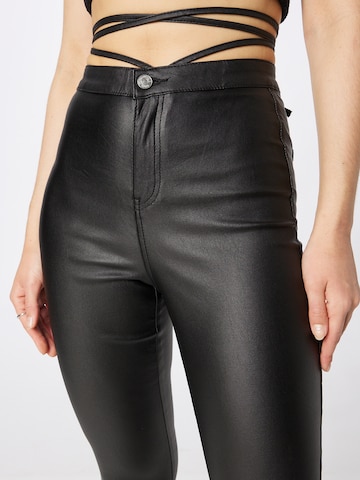 Skinny Jeans di Missguided in nero