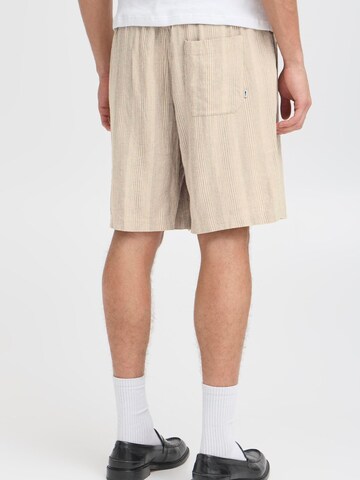 !Solid Regular Chino 'SDLiam' in Groen