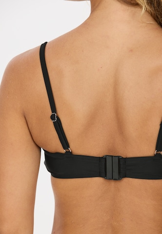 NOU Triangle Bikini top in Black