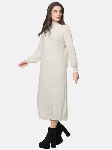 Robes en maille Elara en beige