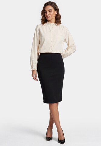 faina Blouse in Beige