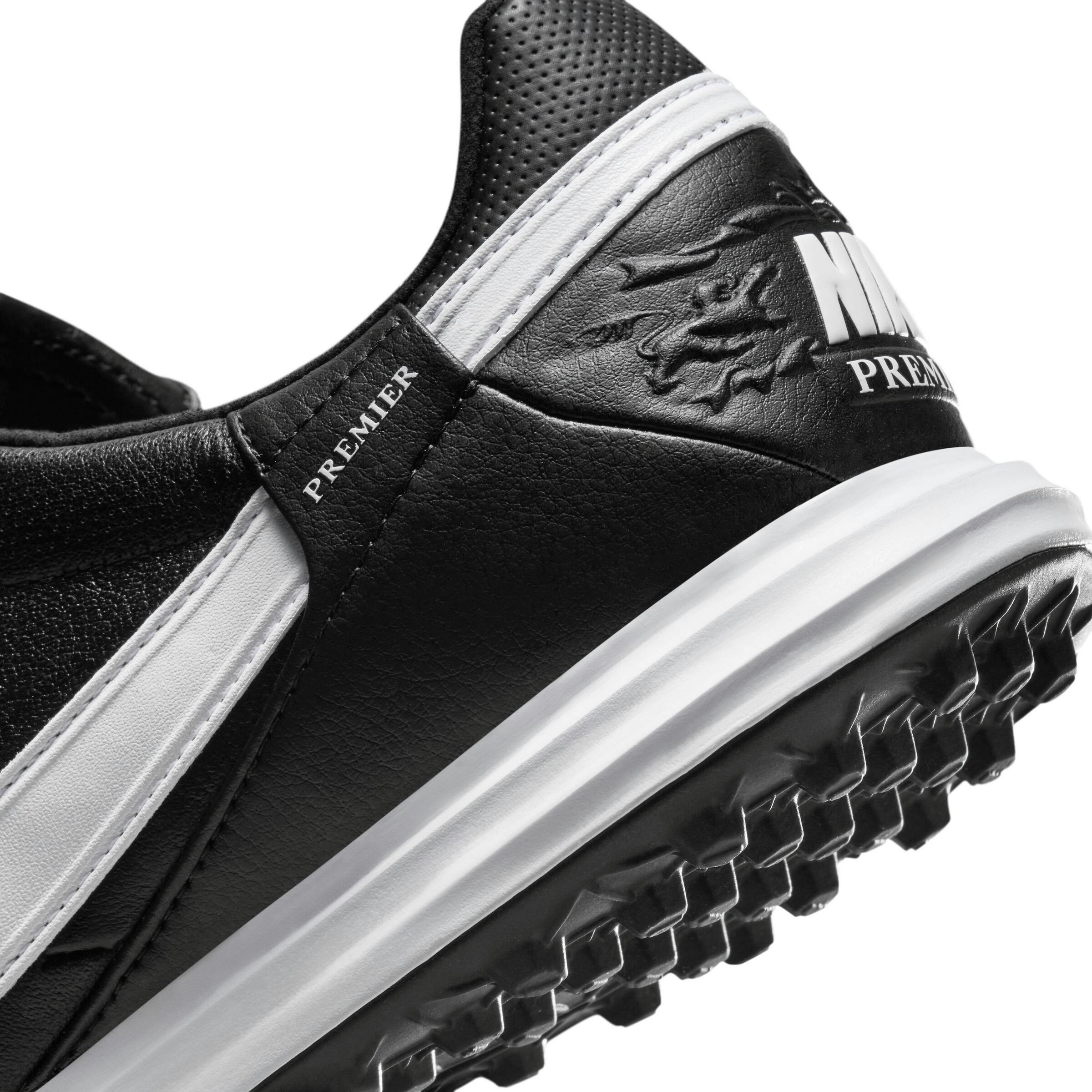 NIKE Soccer Cleats 'Premier III' in Black