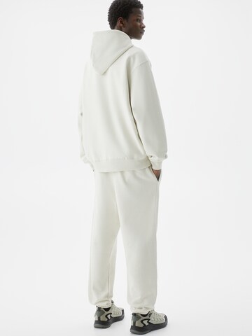 Sweat-shirt Pull&Bear en blanc