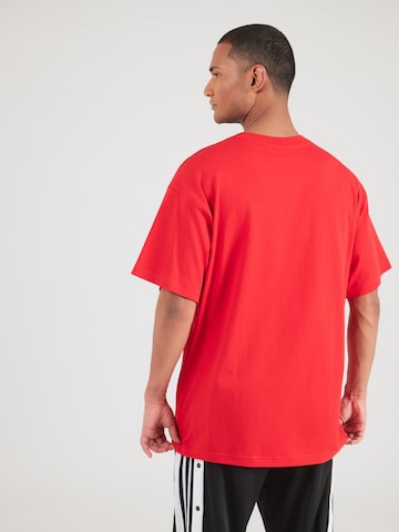 ADIDAS ORIGINALS Koszulka 'Trefoil Essentials' w kolorze czerwony: tył