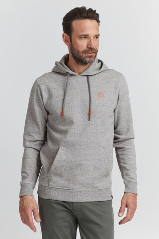 FQ1924 Sweatshirt 'Theo' in Grijs: voorkant