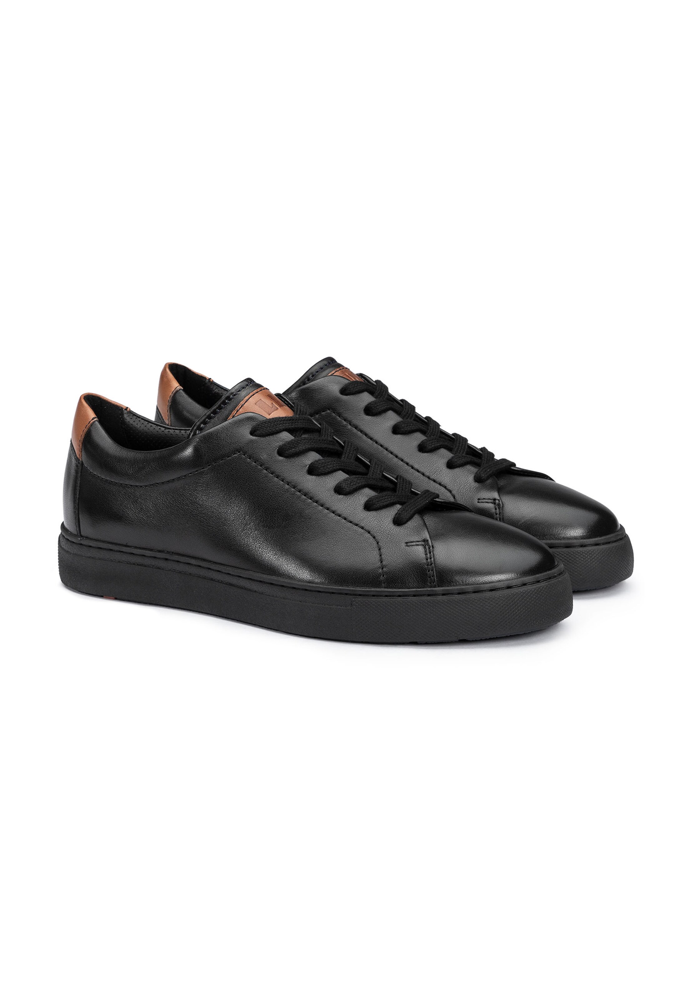LLOYD Sneakers laag 'Madox' in Zwart