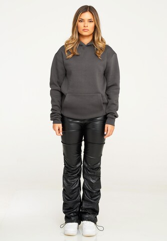 behype Sweatshirt 'COMFY' in Grey