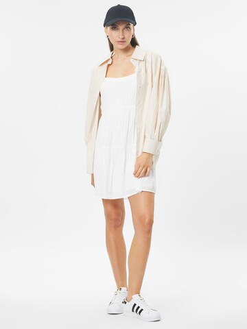 HOLLISTER - Vestido de playa 'APAC' en blanco