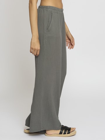 Wide Leg Pantalon 'Edaa' Lilavie en gris