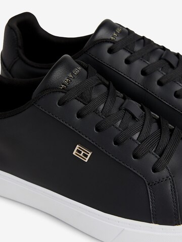 TOMMY HILFIGER Sneakers 'Essential' in Black