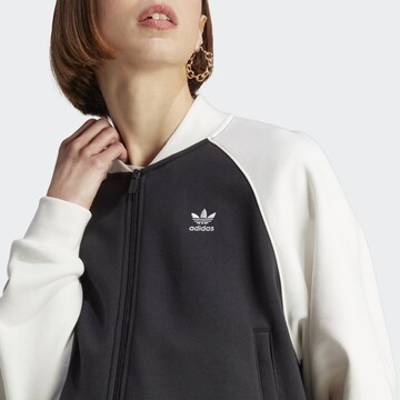 ADIDAS ORIGINALS Φθινοπωρινό και ανοιξιάτικο μπουφάν σε μαύρο