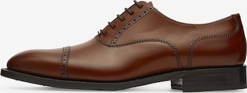 LOTTUSSE Lace-Up Shoes in Brown: front