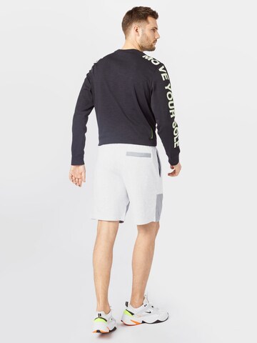Nike Sportswear - Loosefit Pantalón en blanco