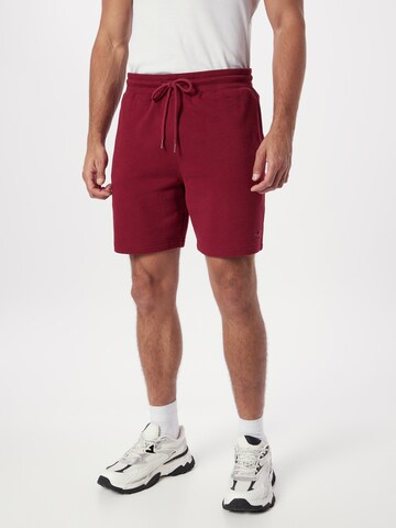 HOLLISTER Regular Pants in Red: front