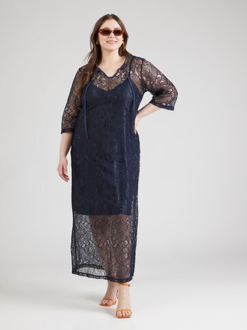 Vero Moda Curve - Vestido de noche 'VMCSIGNA' en azul