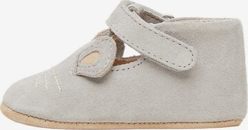 MANGO KIDS First-Step Shoes 'Rati' in Grey: front