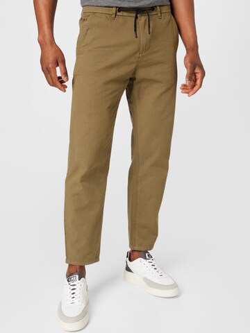 ESPRIT - Loosefit Calças chino em verde: frente