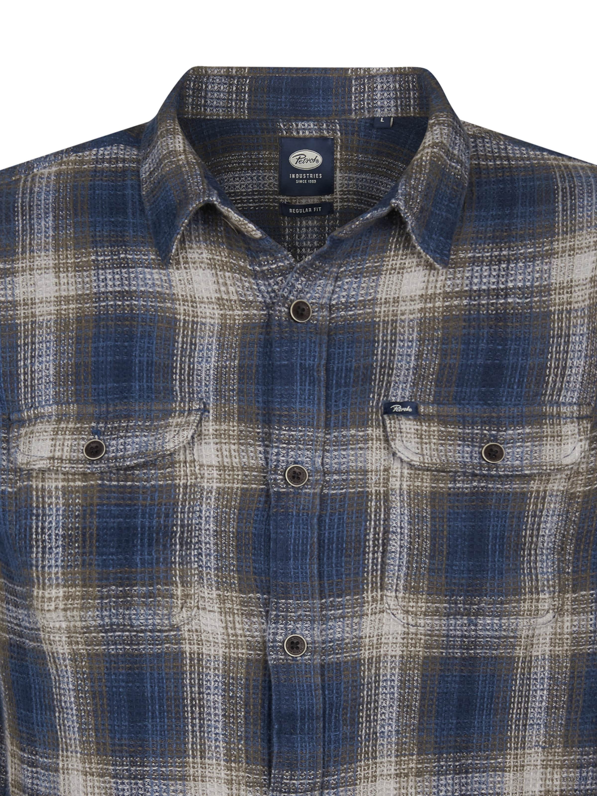 Petrol Industries Средняя посадка Рубашка в Синий